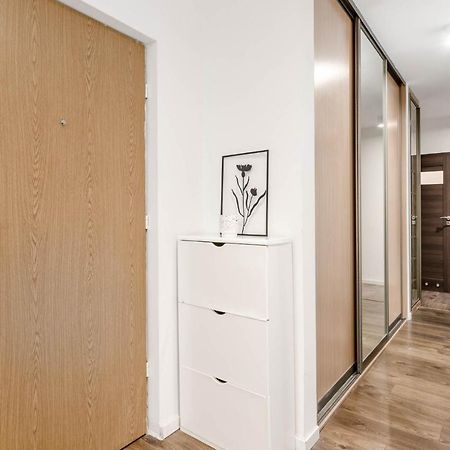 Chill Apartments Fieldorfa 바르샤바 외부 사진